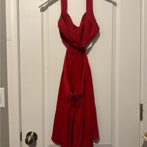 Bcbg red dress cut out open back - Picture 4 of 6